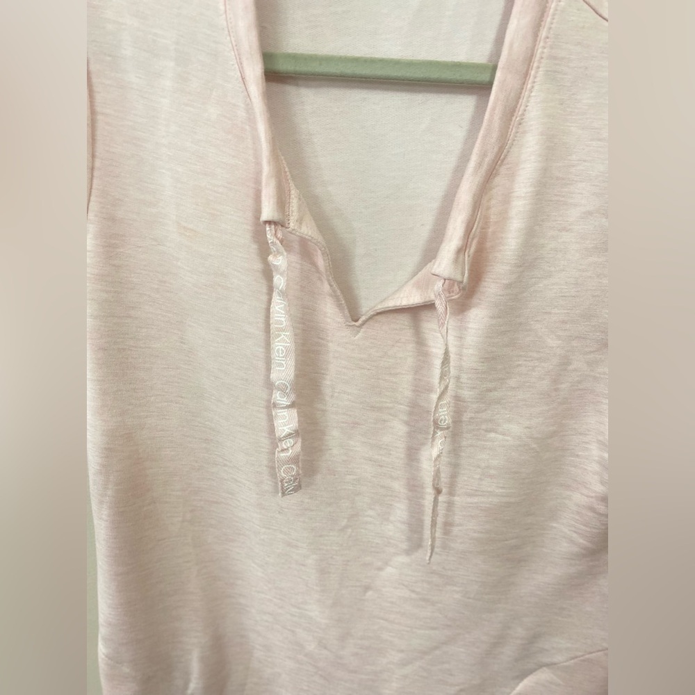 Women’s CALVIN KLEIN Pink Casual Athletic Clean Girl V Neck Dress Shirt Size L - Picture 3 of 12